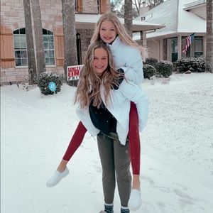 Meet your Posher, Bentley